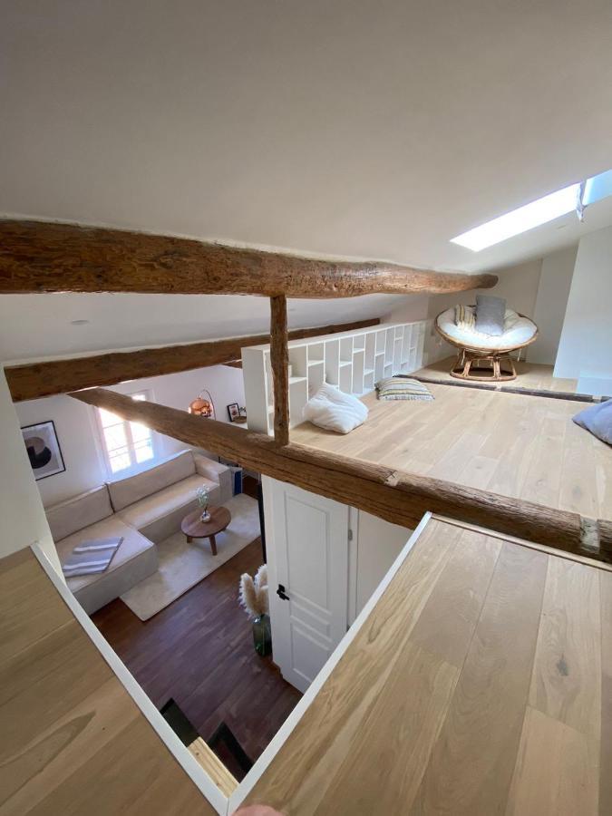 Apartment With Mediterranean Charm In The Heart Of The Provencal Market Antibes Bagian luar foto