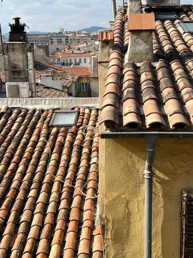 Apartment With Mediterranean Charm In The Heart Of The Provencal Market Antibes Bagian luar foto
